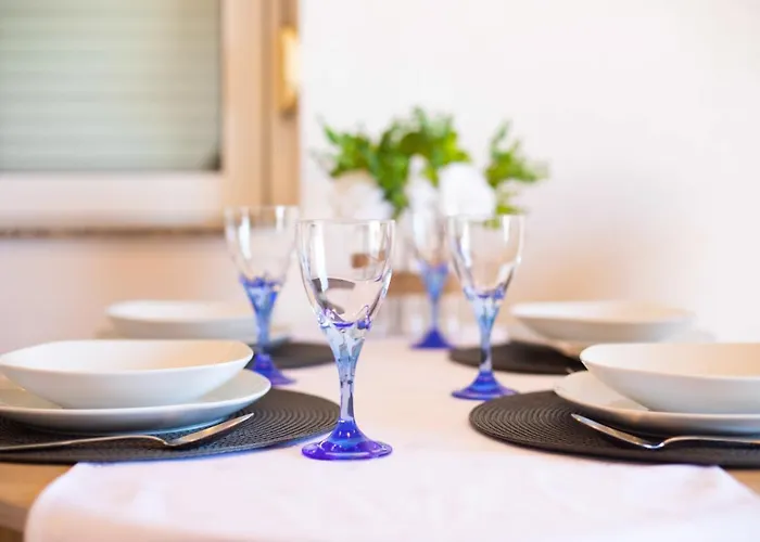 Ivana - Sea View With Garage * Makarska